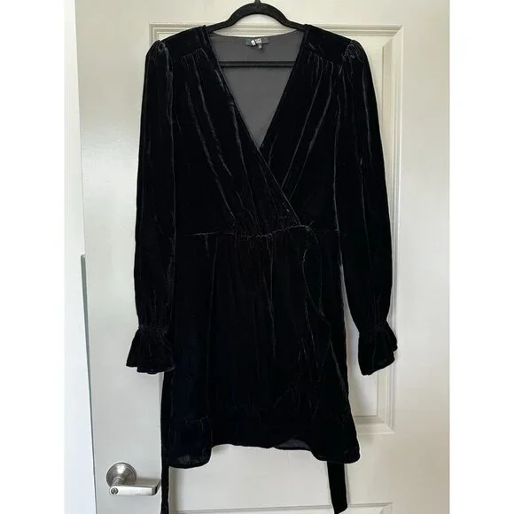 Paige Ysabel Mini Dress Velvet Black Wrap Dress Long Sleeve Size Large - Picture 3 of 10